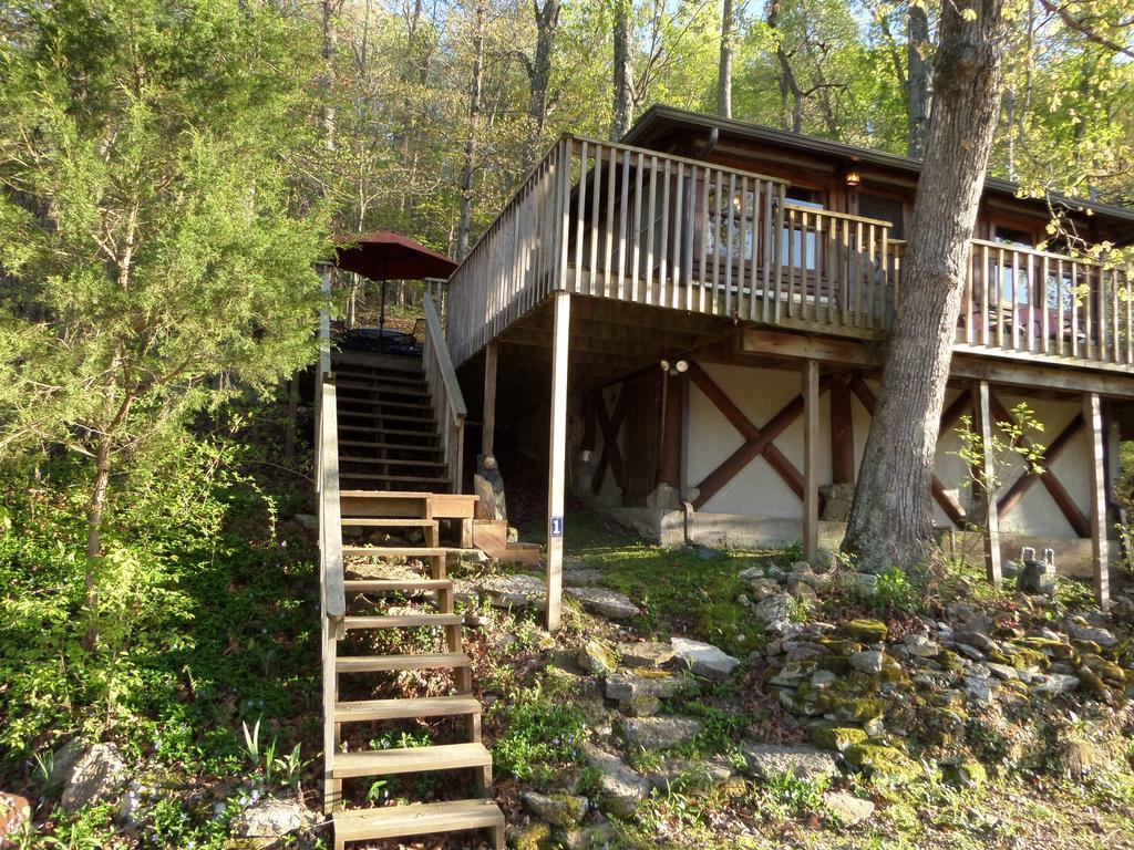 Вілла Lake Lucerne Treehouse Юрика-Спрінгс Екстер'єр фото